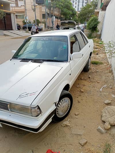 Nissan Sunny 1986