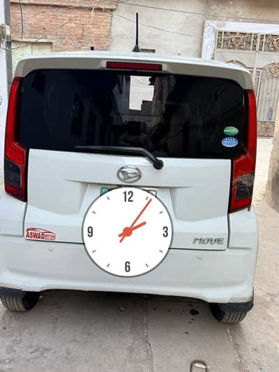 Daihatsu Move 2015
