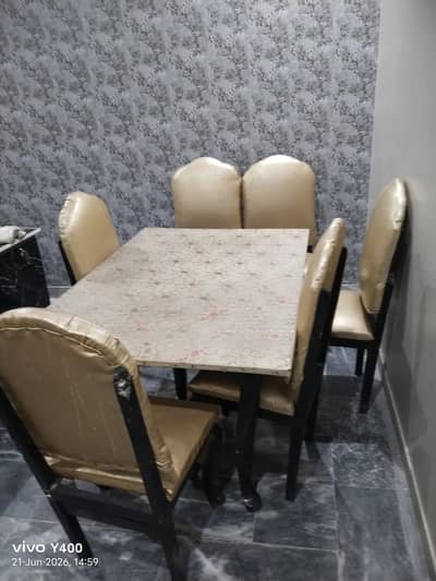 6 Seater Dining Table Set with 6 Chairs – Good Condition