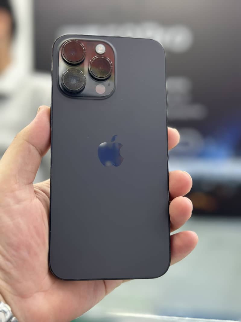 iPhone 14 Pro Max 3