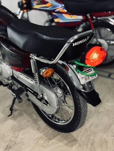 Honda CG 125 - Red 2024