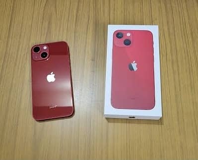 Apple iPhone 13