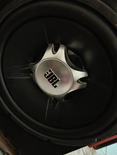 boofer + 4 channel Amp
