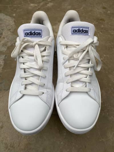 Made in Indonesia Adidas white Shoes ,,number 7