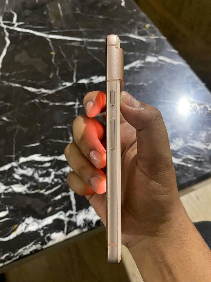 Google Pixel 8 1