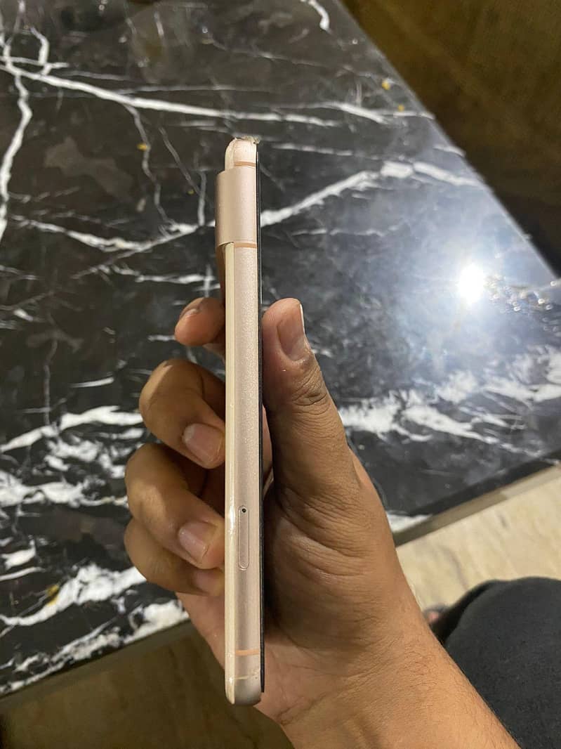 Google Pixel 8 3