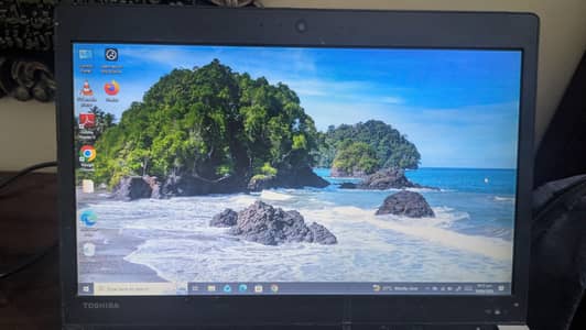 Toshiba laptop for sale.