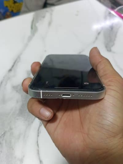 Apple iPhone XR