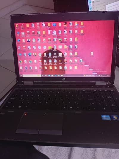 Laptop in good condition , good for taking online classes and other w