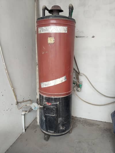 35 gallon geaser in good condition