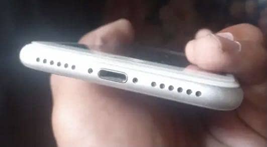 Apple iPhone 7 2