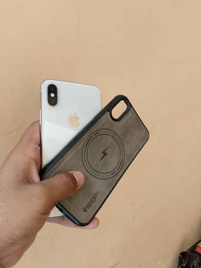 Apple iPhone X 256 GB. .