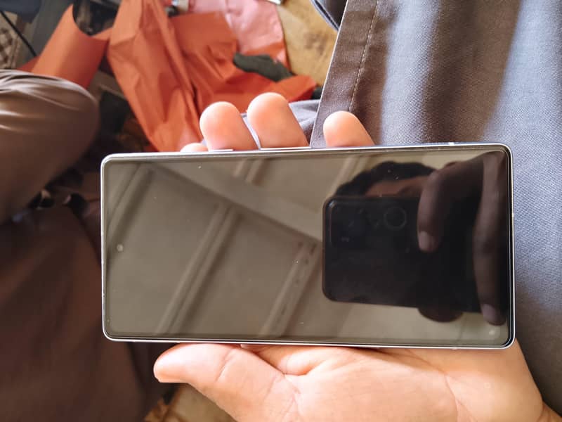 Google Pixel 7A 1