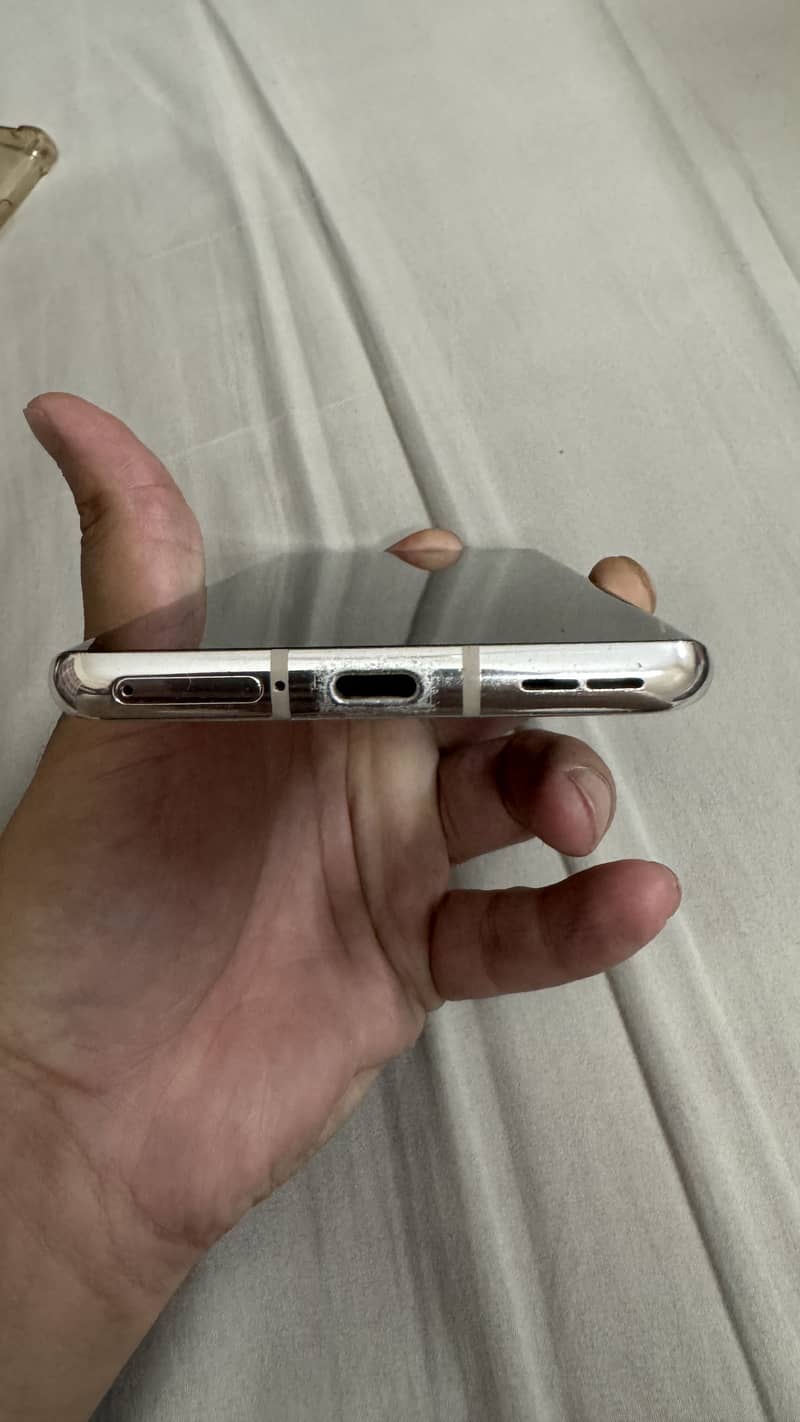 One Plus 8 5