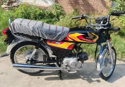Honda CD 70 2026 low Millage ( Sell it urgently )
