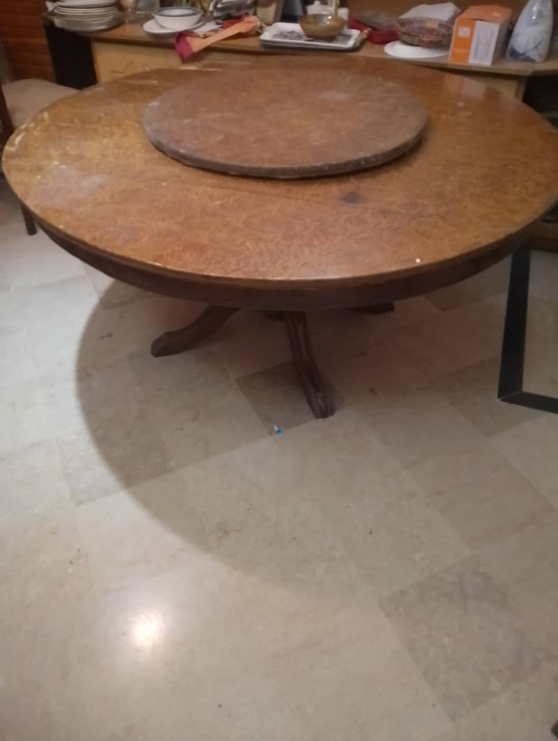 Dining Table 0