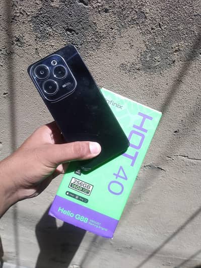 Infinix Hot 40