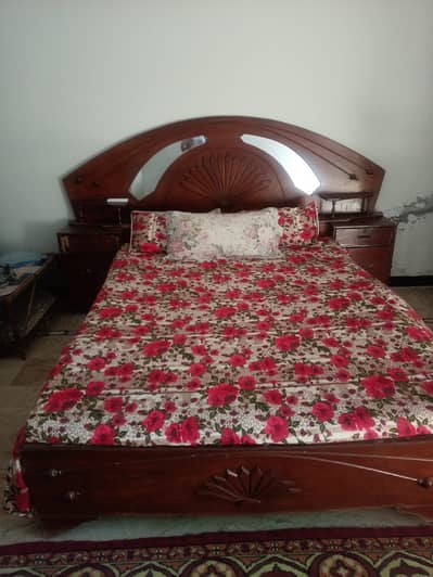 one king size bed 2 single beds  and dining table. for sale