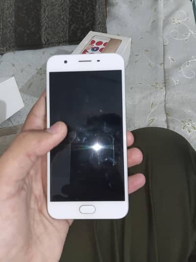OPPO A57