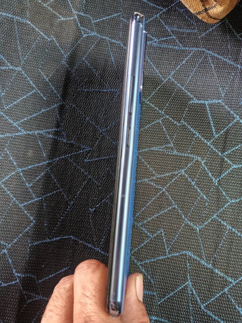 Vivo V21e 7