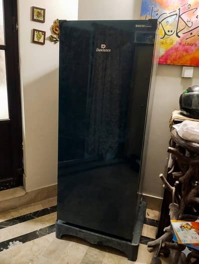 Dawlance Vertical Freezer Inverter (Excellent Condition)