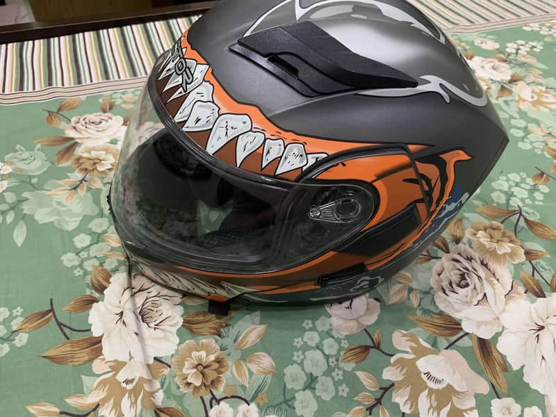 Helmet vector 2