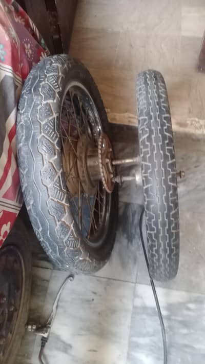 Suzuki 150CC Tyres & Rims with Hub