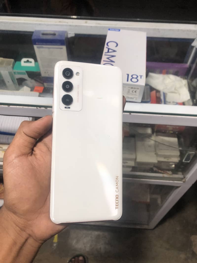 Tecno Camon 18 0