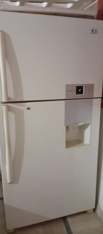 Jambo size refrigerator