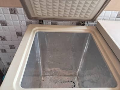 Used Freezer Avaiable for sale