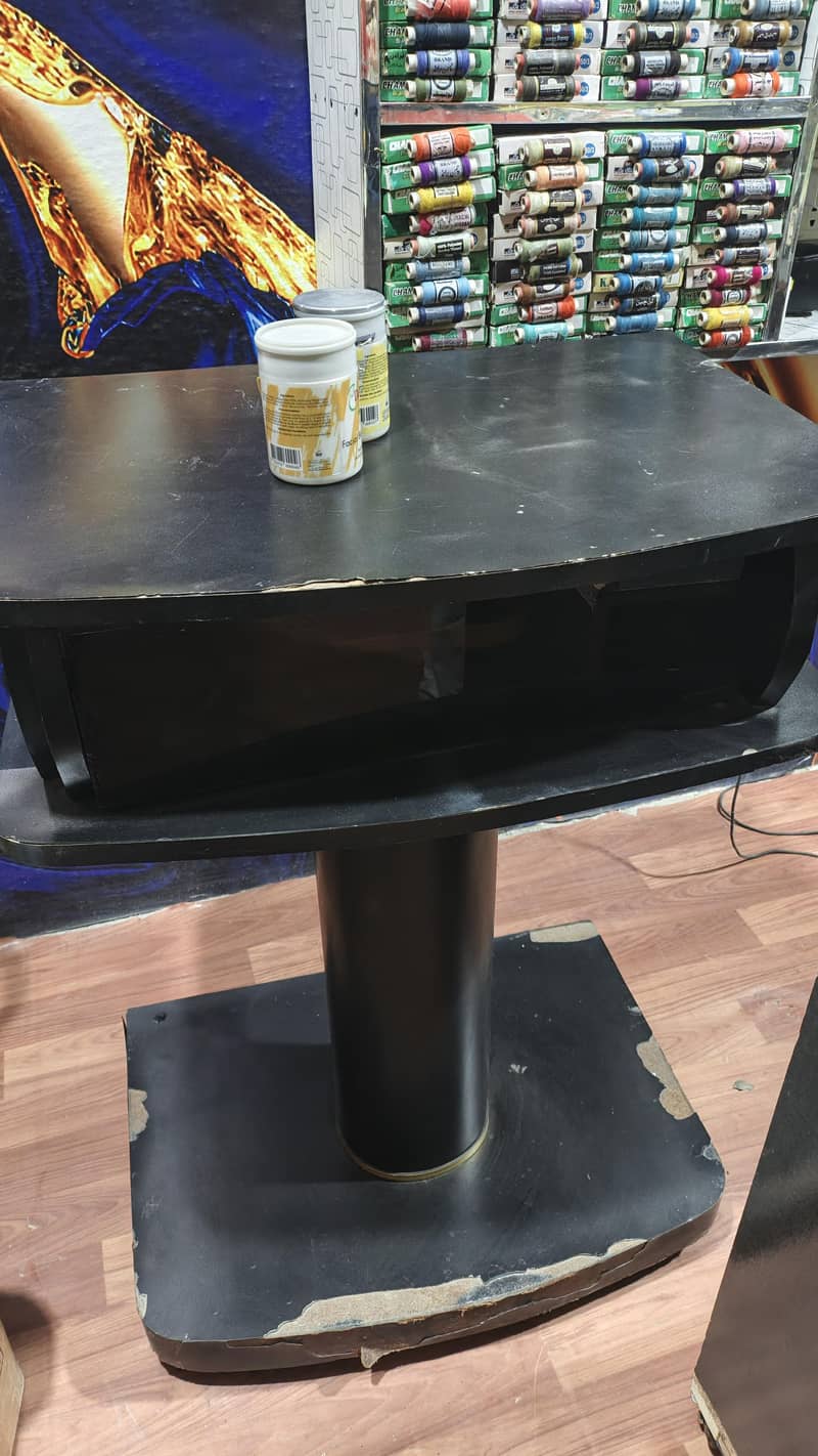 chair,s table,bed 3