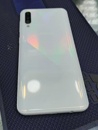 Samsung Mobile A30s