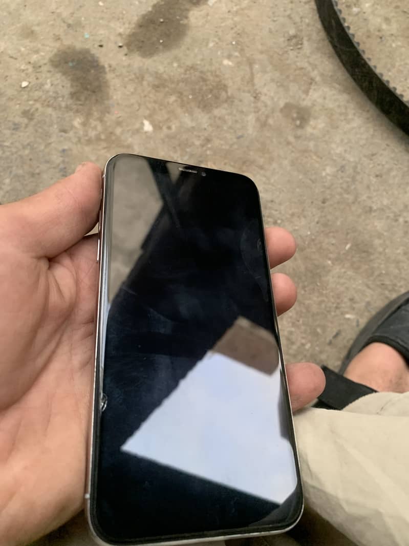 Apple iPhone X 2