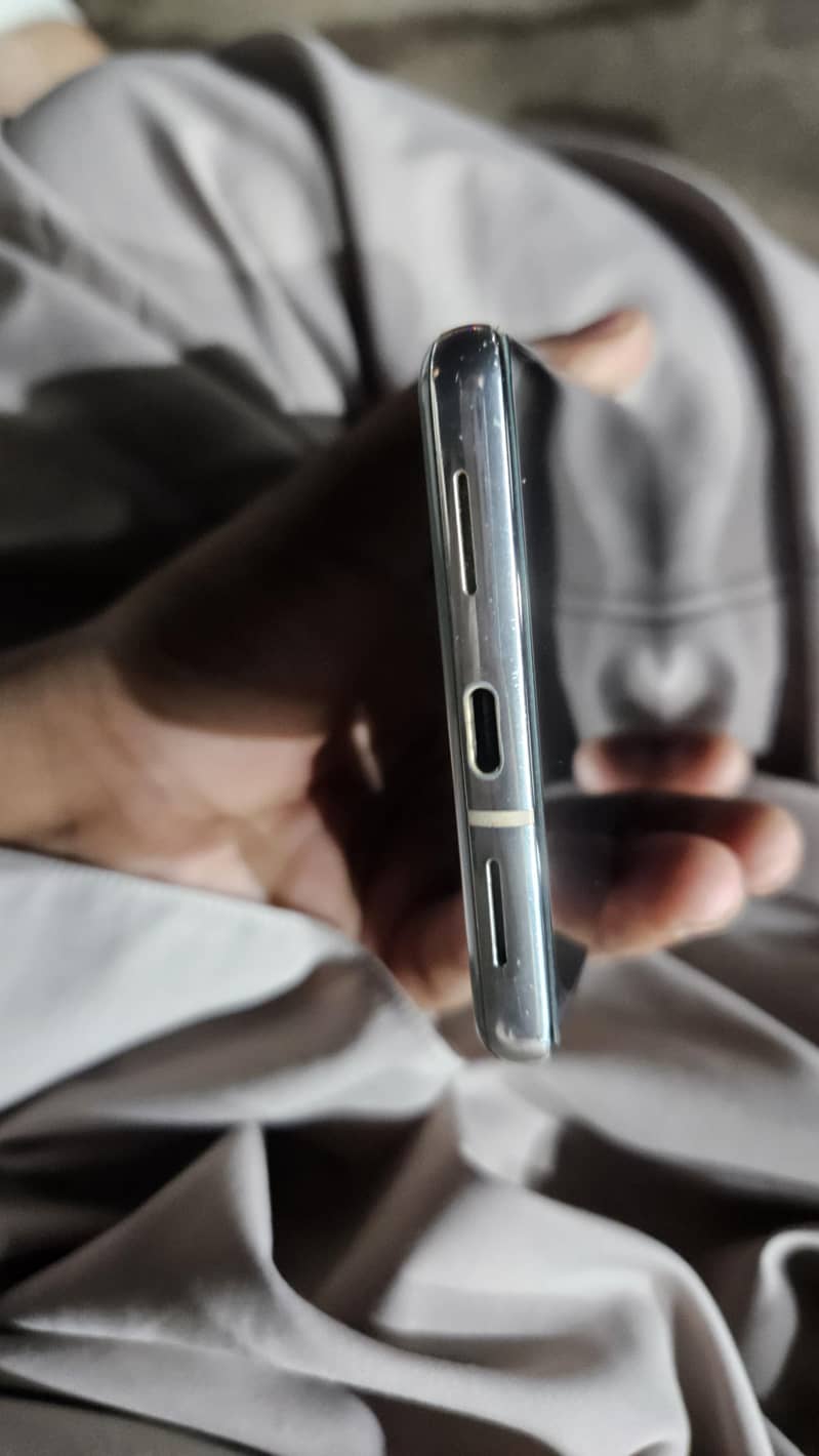 Google Pixel 7 Pro 4