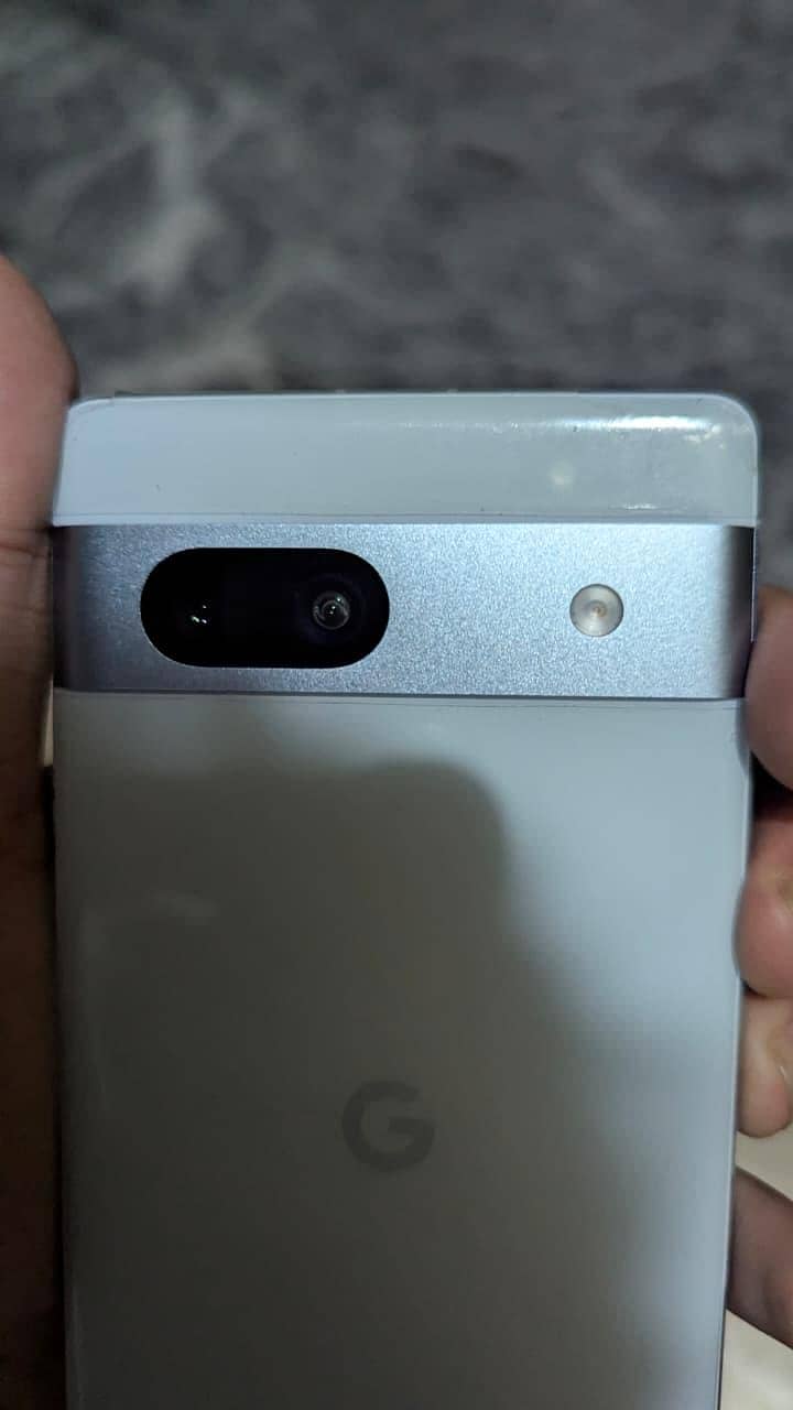 Google Pixel 7a 5