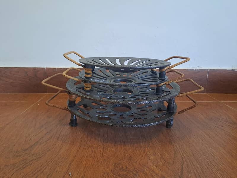 Serving Dish Holders/Stands 0
