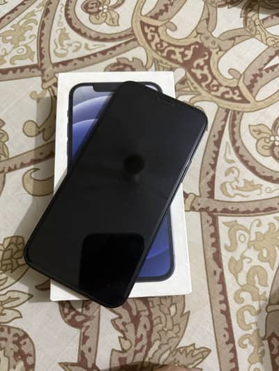 Apple iPhone 12
