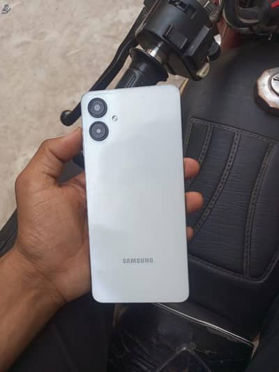 Samsung Mobile A06