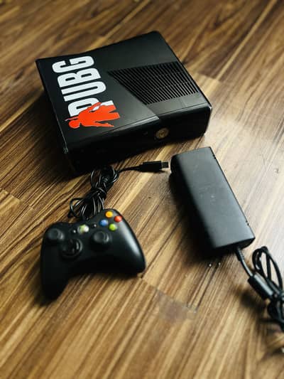 XBOX 360 SLIM 65 GAMES INSTALL ALL ASESORIES