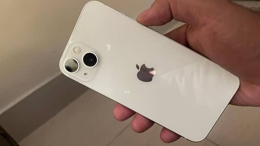 Apple iPhone 13
