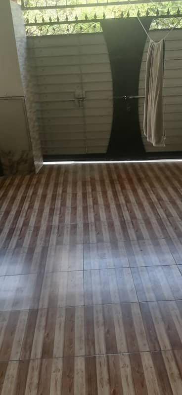 6 Marla Upper Portion For Rent
