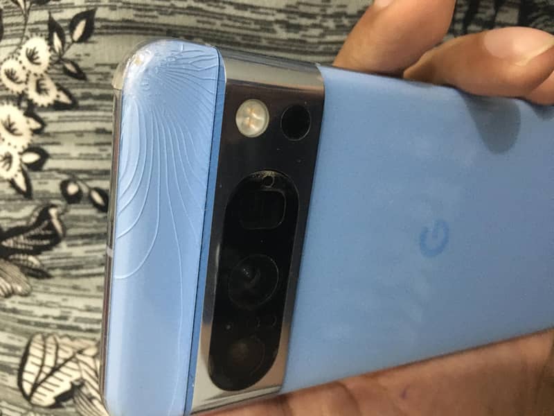 Google Pixel 8 Pro 4