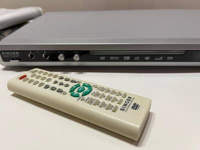Singer DVD Player SDV225PVT with Remote – Excellent Condition