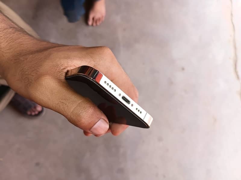 iPhone 12 Pro 2