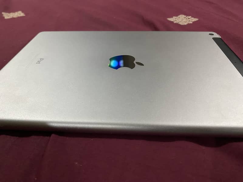 IPAD 5th generation 0