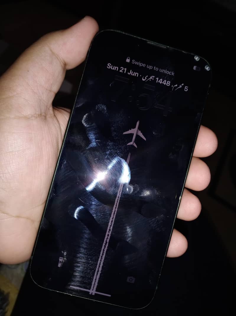 Apple iPhone 13 4