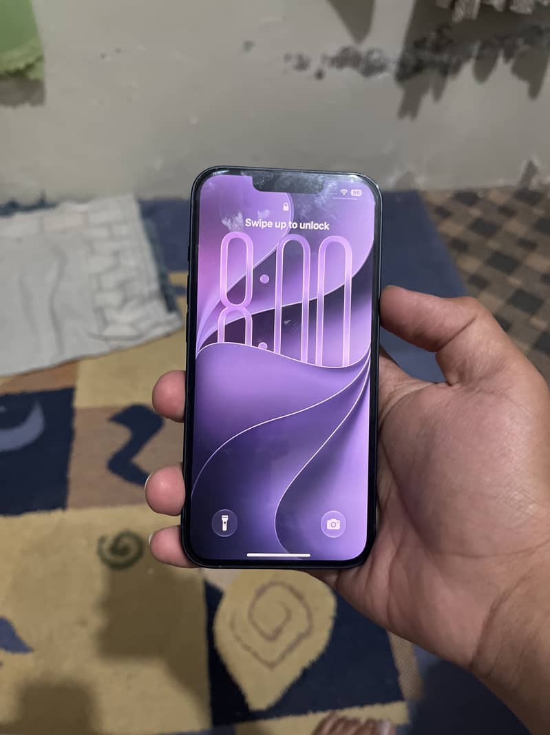Apple iPhone 13 3