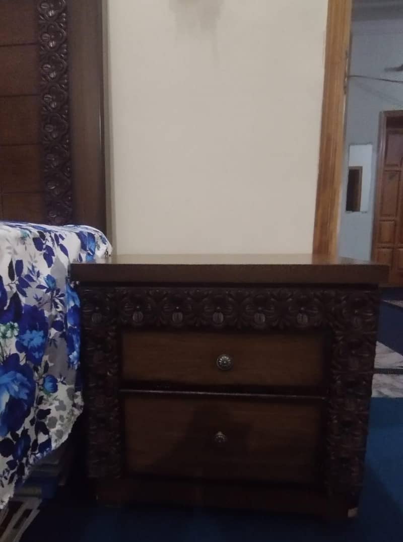 King Size Bed 5