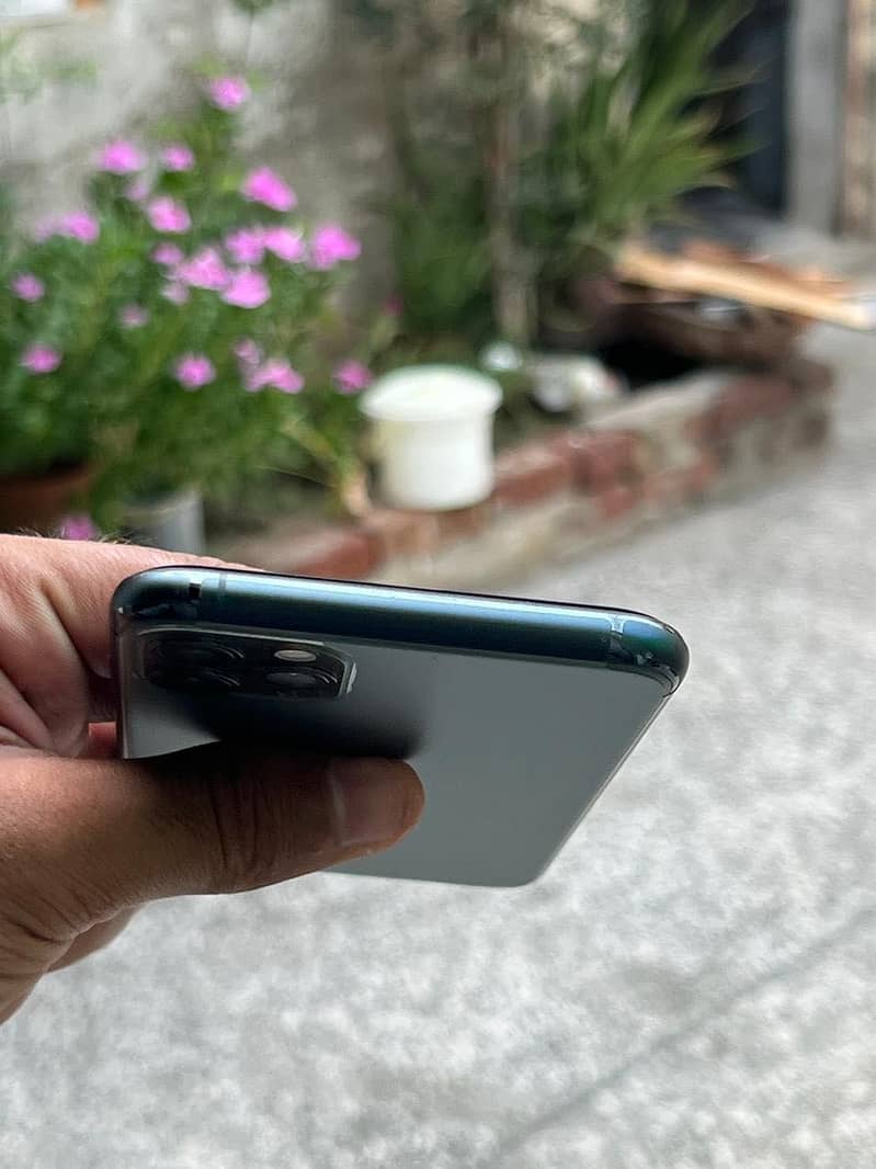 Iphone 11 pro max 5