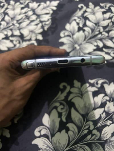 Samsung Mobile Note 8 64 pta official approved with box